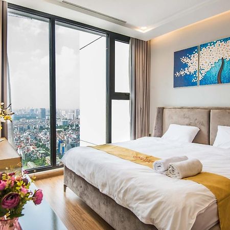 Hi-Home Suites - Vinhomes Metropolis ハノイ市 エクステリア 写真