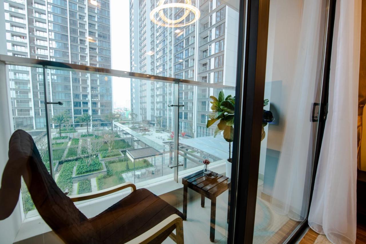 Hi-Home Suites - Vinhomes Metropolis ハノイ市 エクステリア 写真