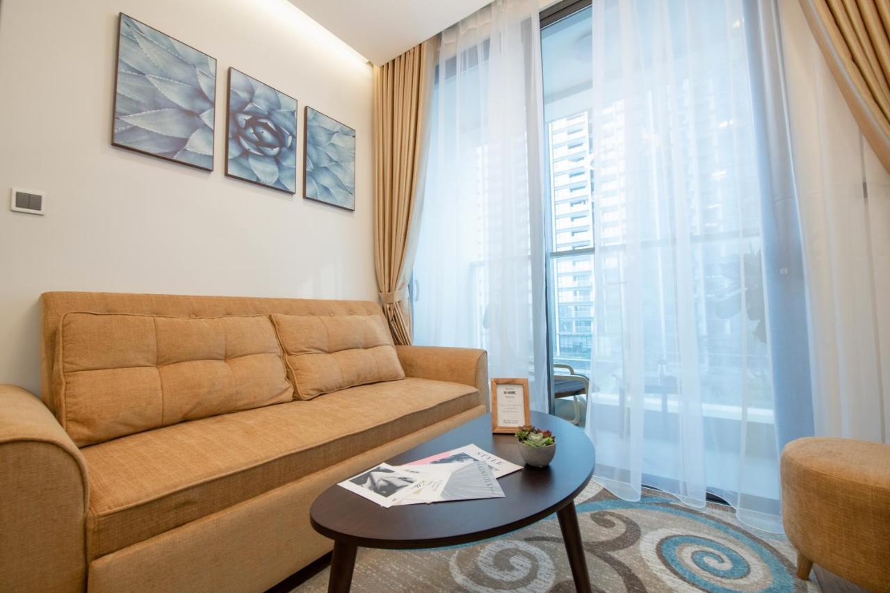 Hi-Home Suites - Vinhomes Metropolis ハノイ市 エクステリア 写真