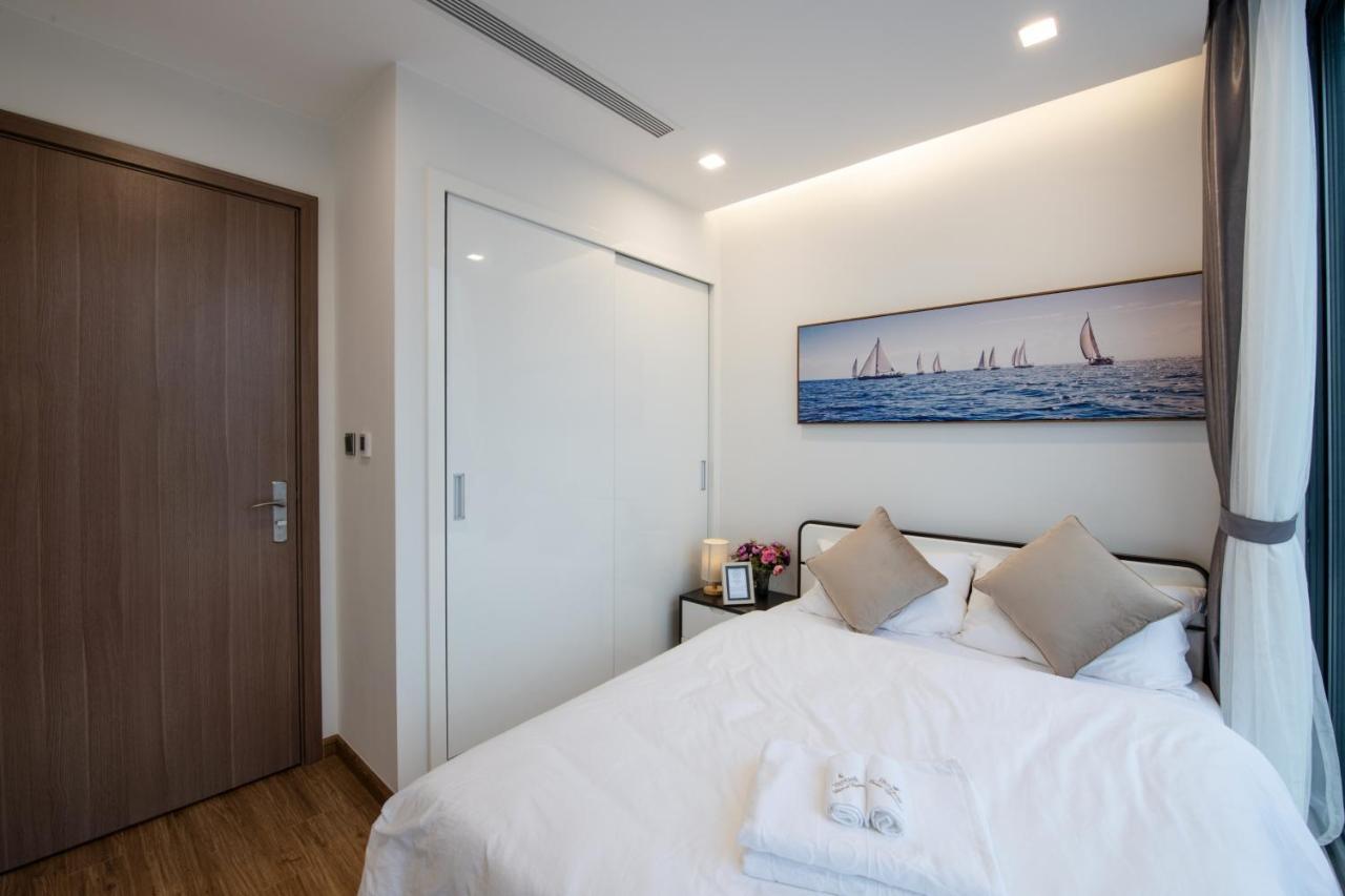 Hi-Home Suites - Vinhomes Metropolis ハノイ市 エクステリア 写真