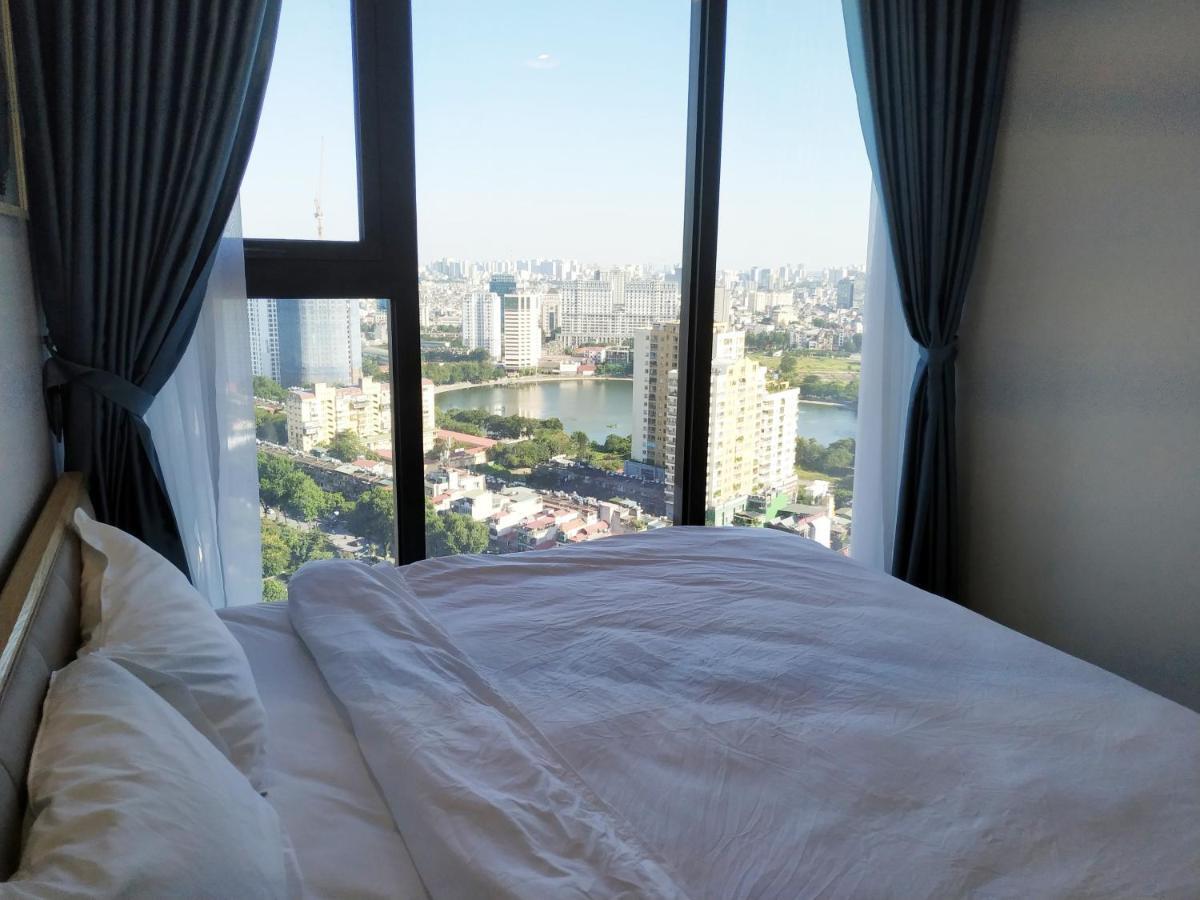 Hi-Home Suites - Vinhomes Metropolis ハノイ市 エクステリア 写真