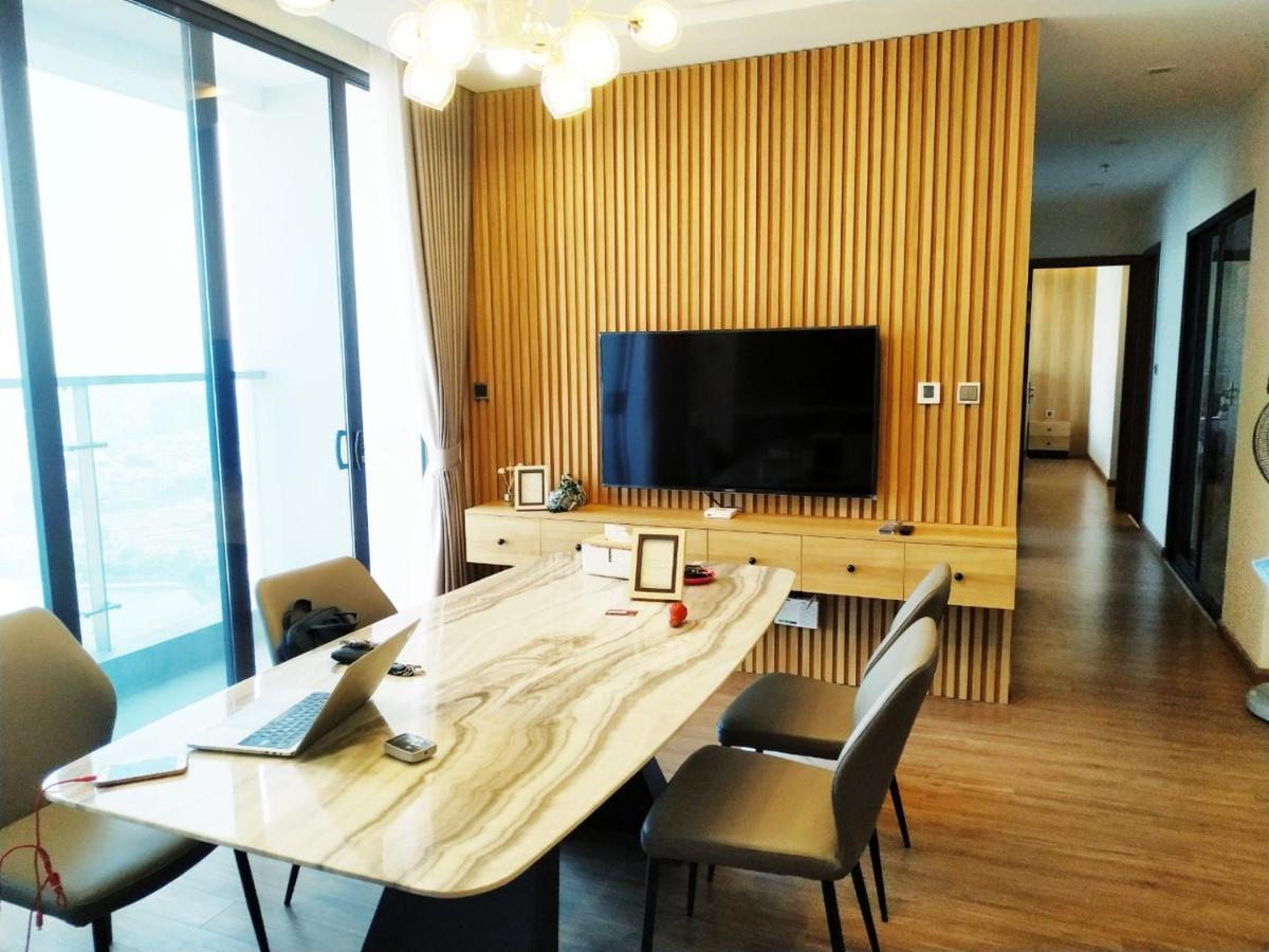 Hi-Home Suites - Vinhomes Metropolis ハノイ市 エクステリア 写真