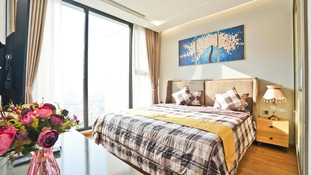 Hi-Home Suites - Vinhomes Metropolis ハノイ市 エクステリア 写真