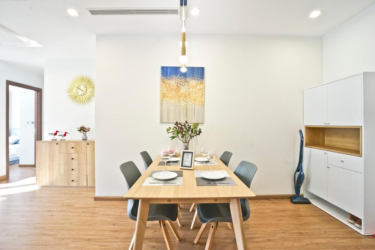Hi-Home Suites - Vinhomes Metropolis ハノイ市 エクステリア 写真